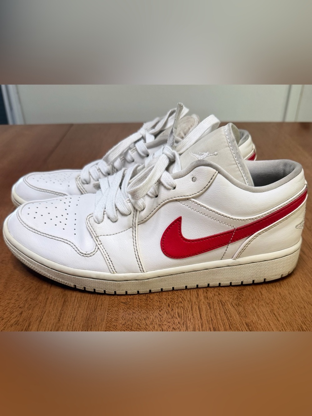 Nike - Air Jordan 1 | Low White University Red AO9944-161 | Men’s Size 10.5